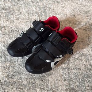 Peloton cycling shoes
